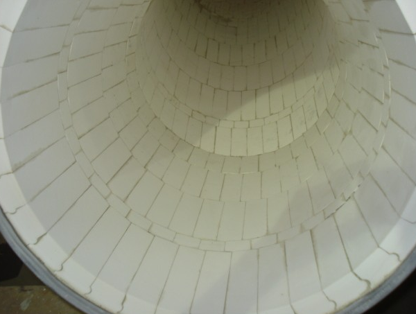 耐磨陶瓷常用的两种施工工艺