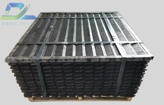 施工中堆焊耐磨复合钢板的两种连接方式