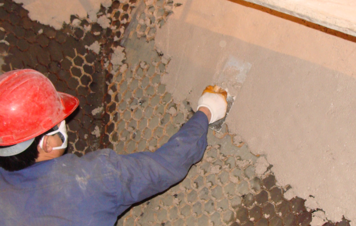 水泥厂设备耐磨陶瓷涂料施工工艺与注意事项