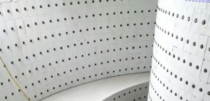 中温高强结构胶在预除尘分离器耐磨施工应用研究与性能分析